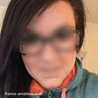 Femme pas très belle sur Rennes accepte des invitations cochonnes