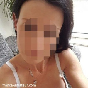 Femme plutôt bonne cherche plan cul régulier à rennes même