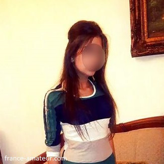 Beurette de Chelles pour rencontre sexe sans limite